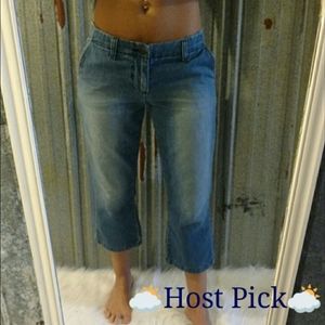 American Eagle Factory Faded Capri Jeans